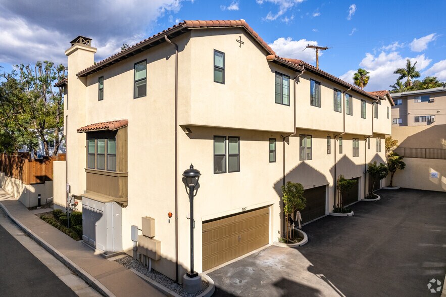 820 Mission St, South Pasadena, CA à vendre - Photo de l’immeuble – Image 3 sur 9