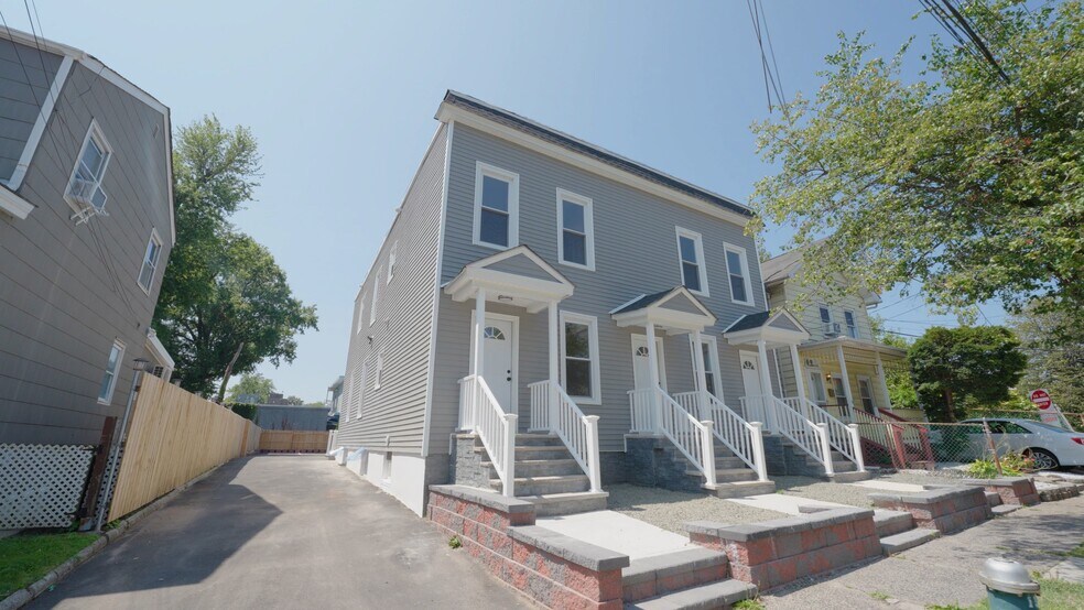 26 Washington St, Montclair, NJ à vendre - Vidéo sur l’annonce professionnelle – Image 2 sur 37