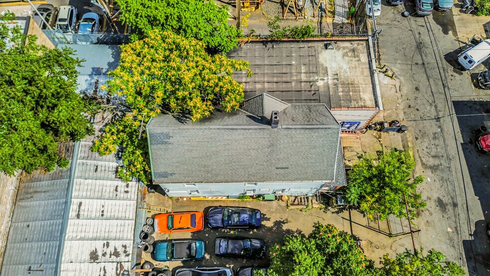 4513 Byron Ave, Bronx, NY à vendre - Photo de l’immeuble – Image 3 sur 11