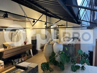 Plus de détails pour Local commercial à louer