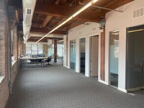 770 N Halsted St, Chicago, IL à louer Photo intérieure– Image 2 sur 5