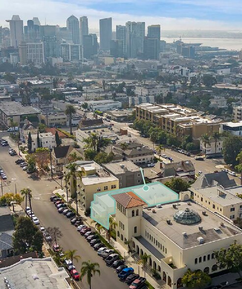 2442 2nd Ave, San Diego, CA à vendre - Photo de l’immeuble – Image 2 sur 9