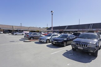 Plus de détails pour 16900 Lakewood Blvd, Bellflower, CA - Local commercial à louer