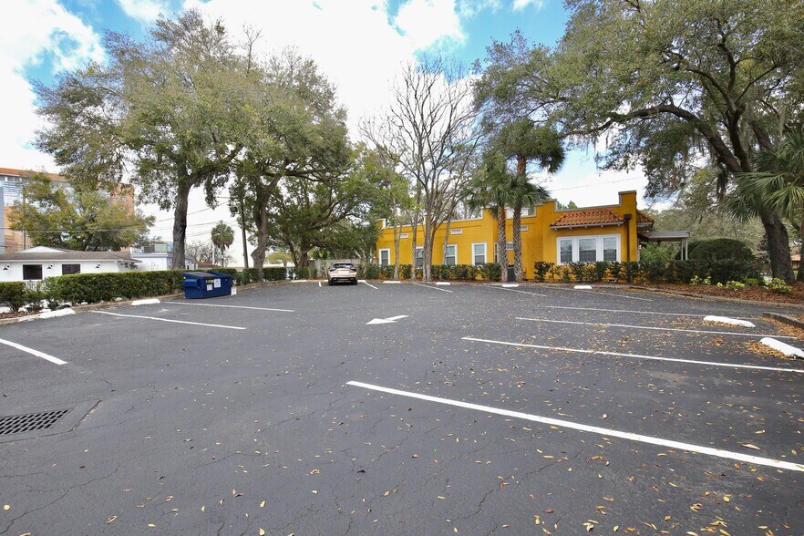 1527 S Orange Ave, Orlando, FL à louer - Photo de l’immeuble – Image 3 sur 20