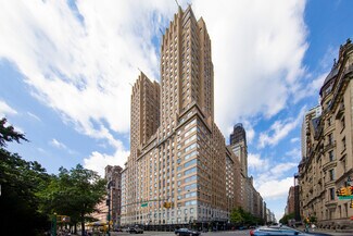 Plus de détails pour 115 Central Park W, New York, NY - Médical à louer