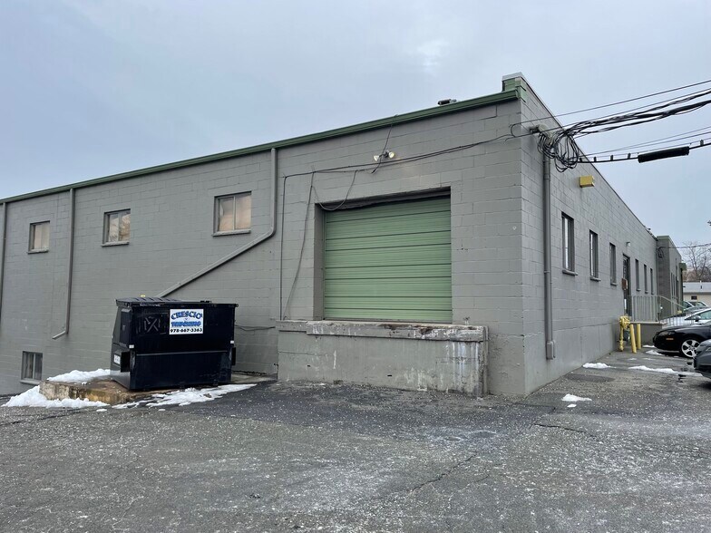 167-173 Merrimac St, Woburn, MA à louer - Photo de l’immeuble – Image 2 sur 6