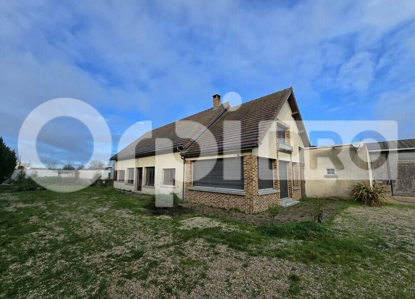 Local d'activités dans La Noue à vendre - Photo de l’immeuble – Image 1 sur 7