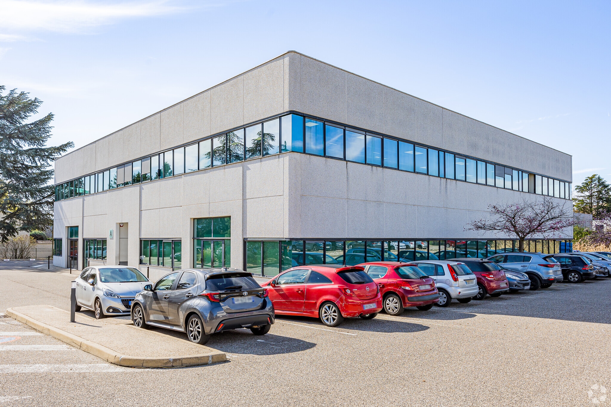 10 A Rue Des Rosiéristes, Champagne-au-Mont-d'Or à louer Photo de l’immeuble– Image 1 sur 7