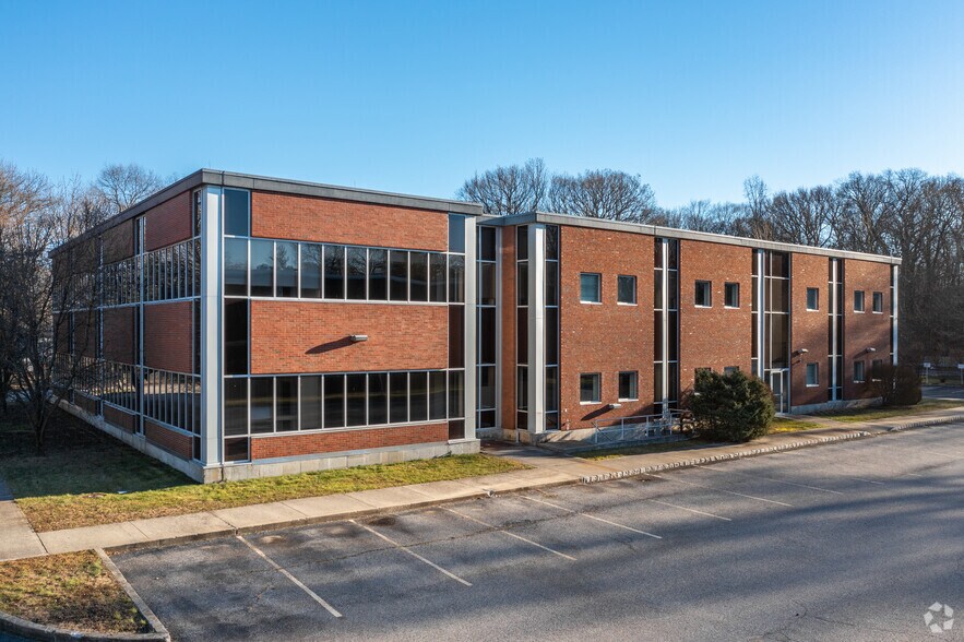 120 Tokeneke Rd, Darien, CT à louer - Photo de l’immeuble – Image 2 sur 4