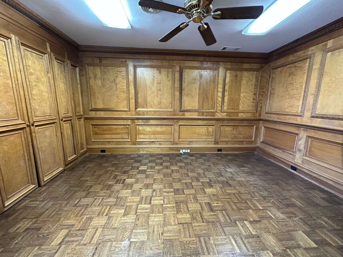 View Photo