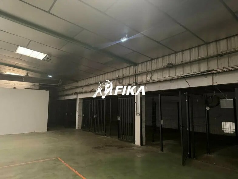 Local d’activités dans Toulouse à louer - Photo intérieure – Image 2 sur 9