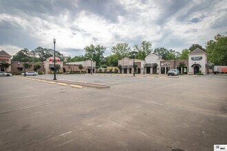 3600 Desiard St, Monroe, LA à louer Photo de l’immeuble– Image 2 sur 4