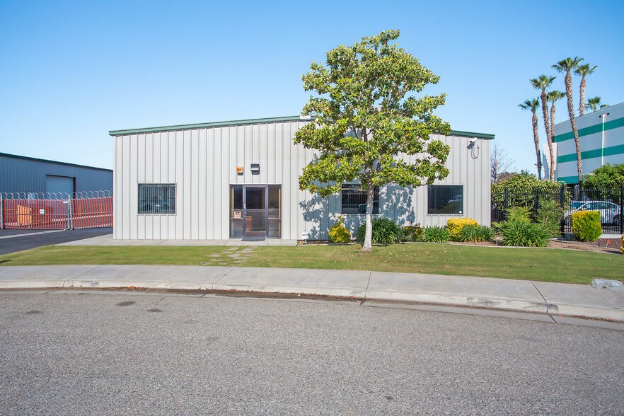 138 Coremark Ct, Bakersfield, CA à louer - Photo de l’immeuble – Image 2 sur 83