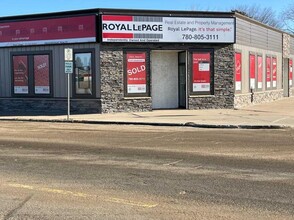 401 Main street Northeast, Slave Lake, AB à louer Photo de l’immeuble– Image 1 sur 8