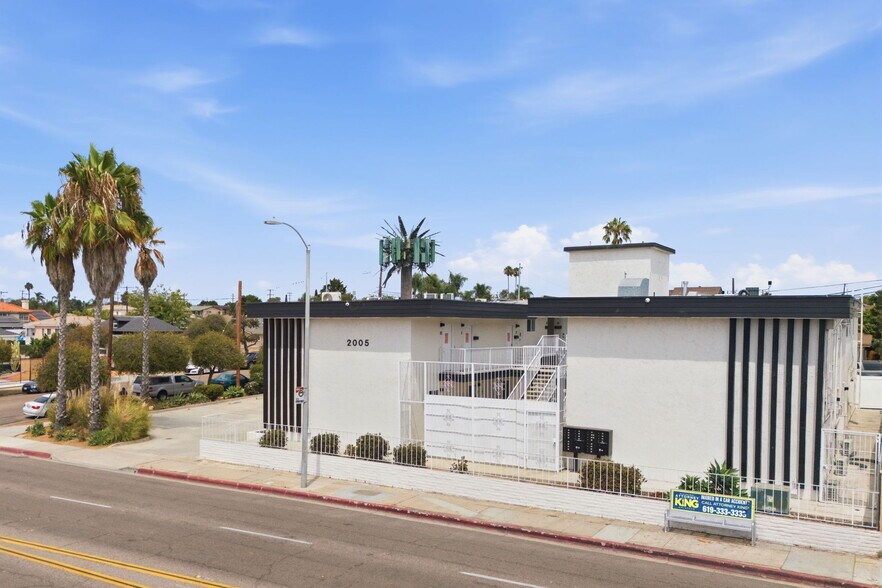 2005 Highland Ave, National City, CA à vendre - Photo de l’immeuble – Image 3 sur 101