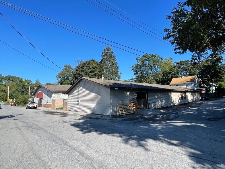 506 River Rd, Staatsburg, NY à vendre - Photo de l’immeuble – Image 3 sur 3