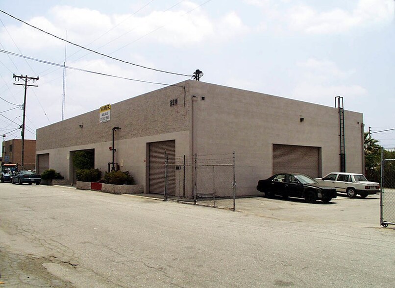 210 Agostino Rd, San Gabriel, CA à vendre - Photo de l’immeuble – Image 2 sur 6