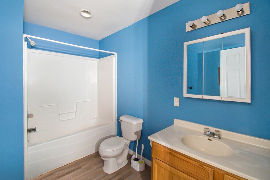 114 N Michigan St, Edon, OH à vendre - Photo de l’immeuble – Image 3 sur 34