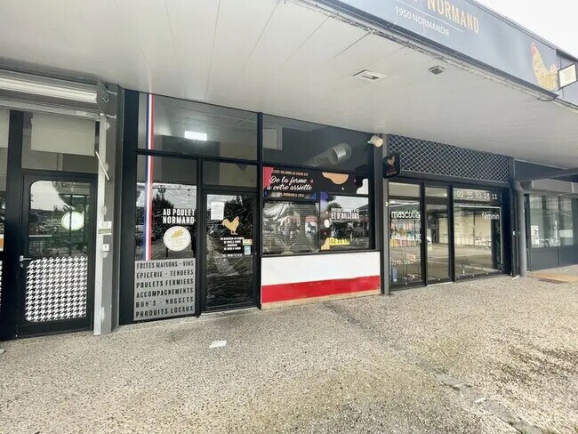 Plus de détails pour Local commercial à vendre