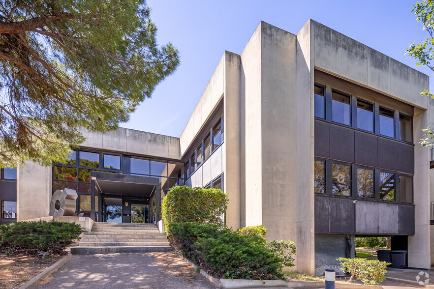 52 Avenue De Hambourg, Marseille à louer - Photo de l’immeuble – Image 1 sur 10