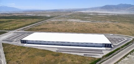 1400 N 8080 W, Salt Lake City, UT à louer Photo de l’immeuble– Image 1 sur 6