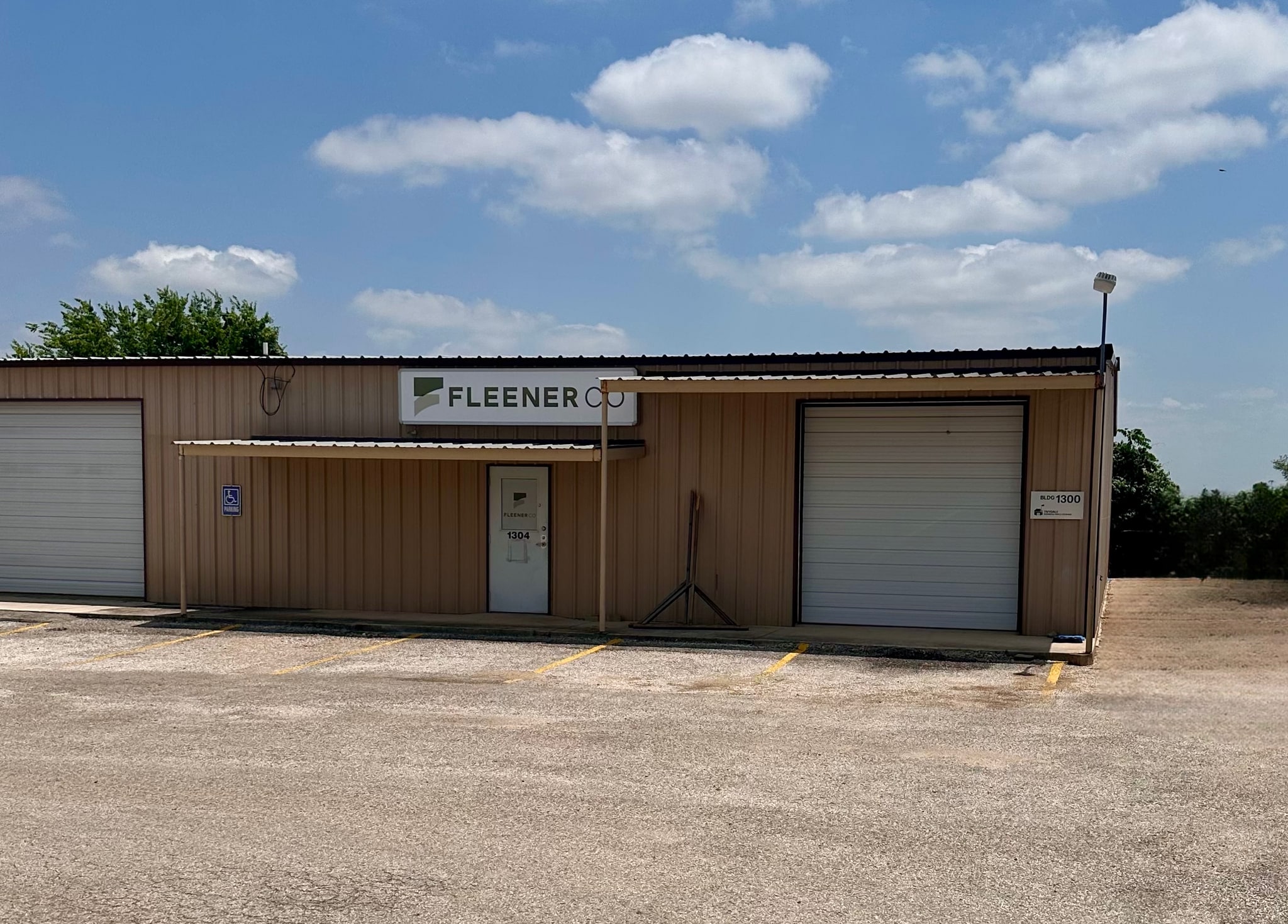 603 FM 2093, Fredericksburg, TX à louer Photo de l’immeuble– Image 1 sur 4