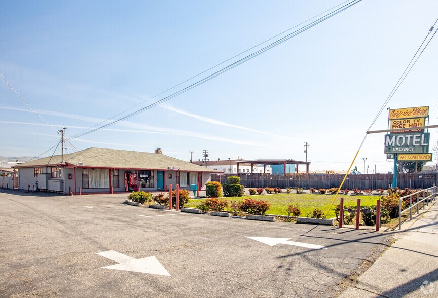 1706 Monterey Hwy, San Jose, CA à vendre - Photo de l’immeuble – Image 1 sur 13