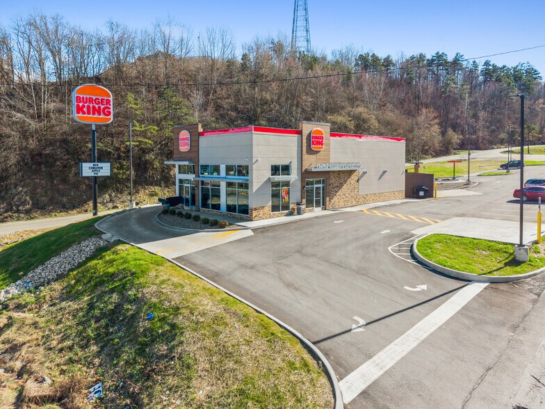 40 Town Hill Rd, Louisa, KY à vendre - Photo principale – Image 1 sur 7
