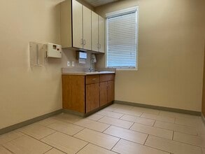 31515 Rancho Pueblo Rd, Temecula, CA à louer Photo intérieure– Image 2 sur 8