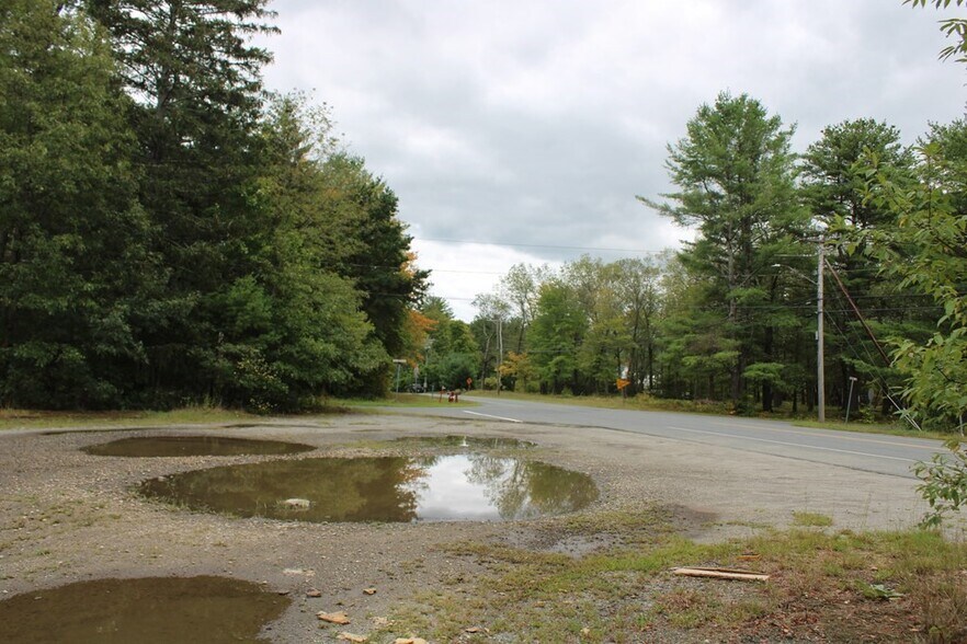 0 Millers Falls Road, Turners Falls, MA à vendre - Photo de l’immeuble – Image 2 sur 8