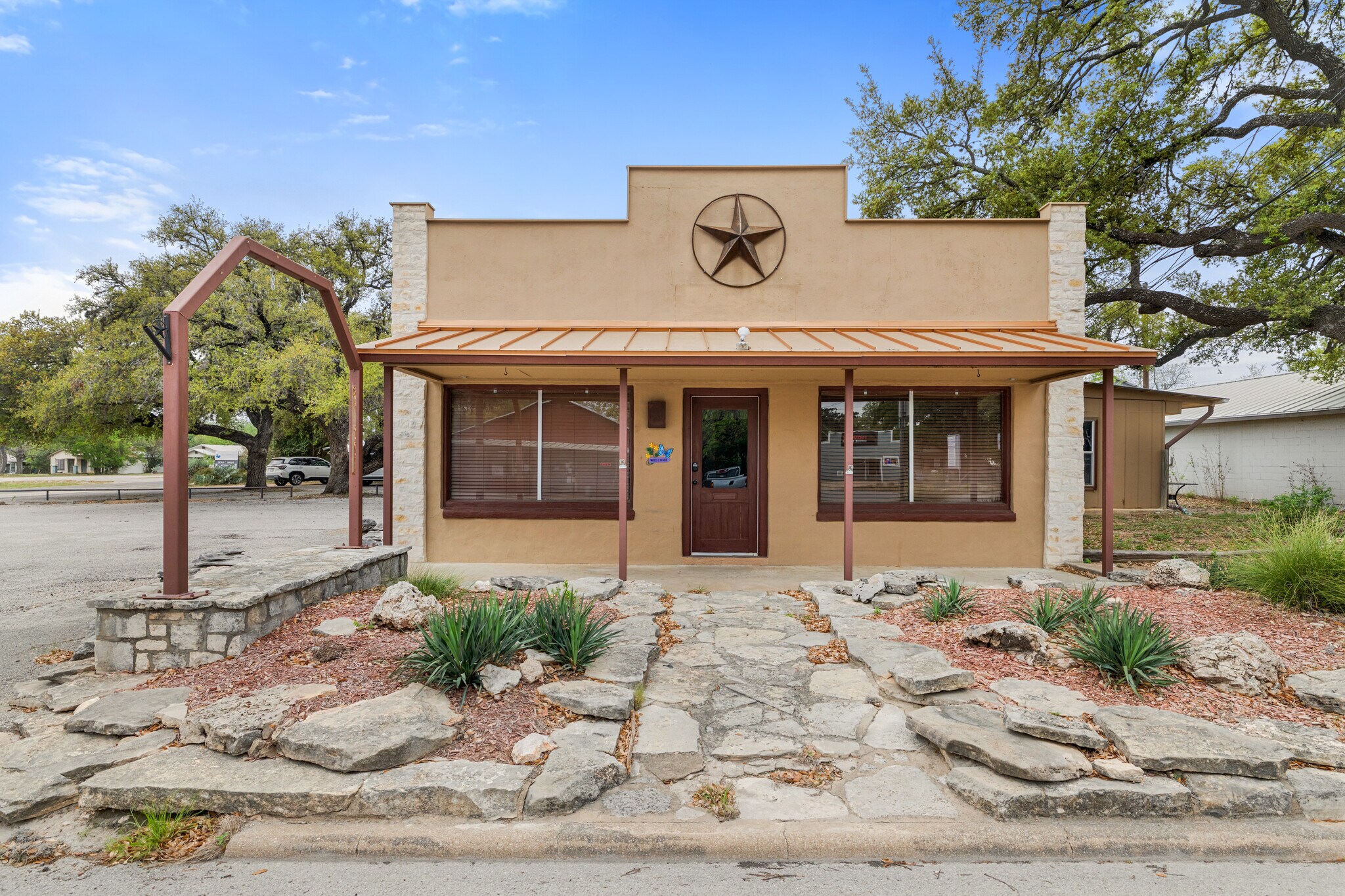 807 Main St, Blanco, TX à vendre Photo principale– Image 1 sur 19