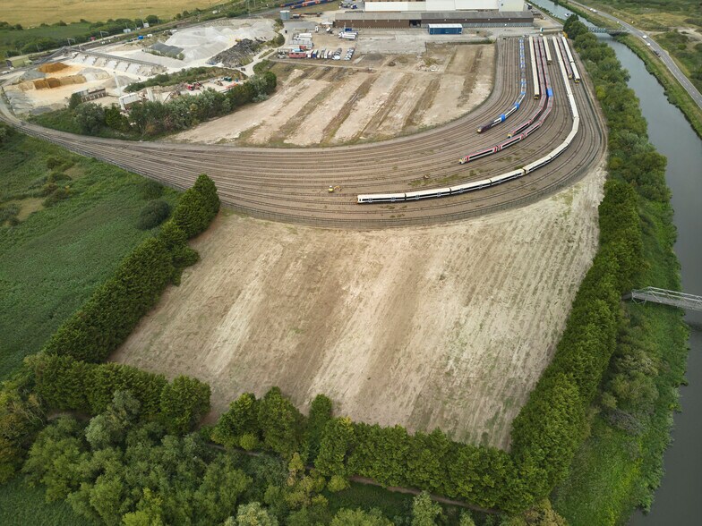 Queen Adelaide Way, Ely à louer - Aérien – Image 3 sur 5