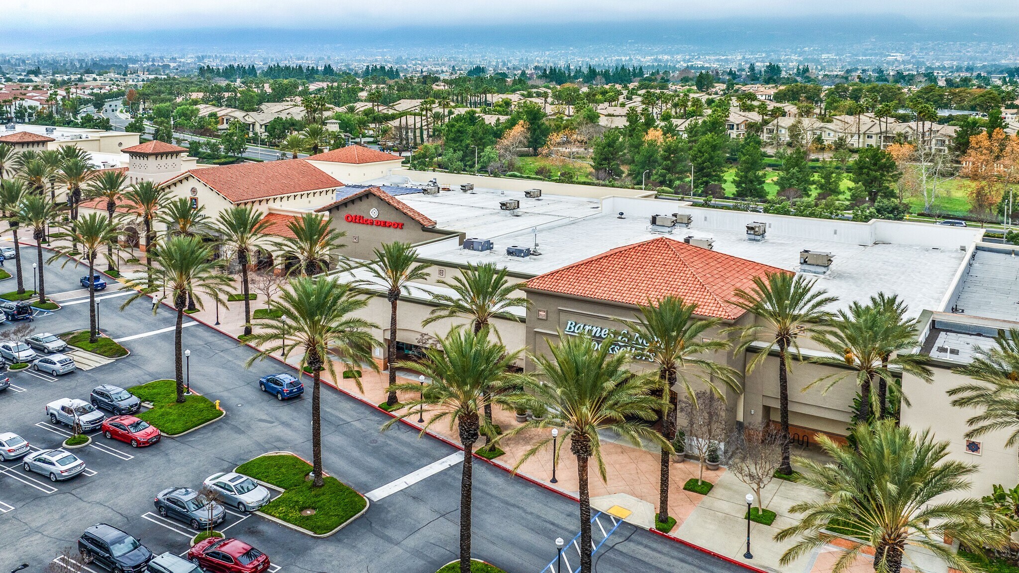 11070-11090 Foothill Blvd, Rancho Cucamonga, CA à vendre Photo de l’immeuble– Image 1 sur 34