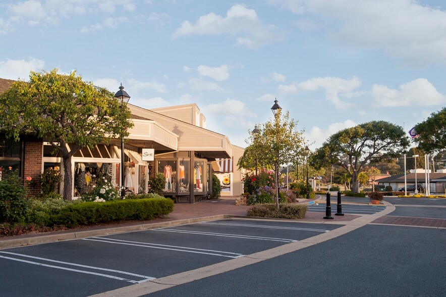 243 Crossroads Blvd, Carmel, CA à louer - Photo de l’immeuble – Image 2 sur 10