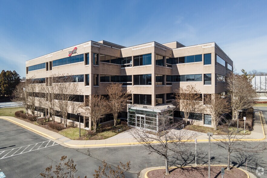 2751 Prosperity Ave, Merrifield, VA à louer - Photo de l’immeuble – Image 1 sur 37