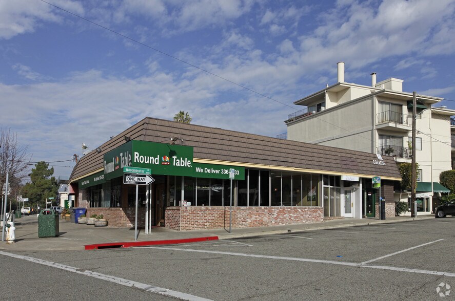 5009-5015 Woodminster Ln, Oakland, CA à louer - Photo principale – Image 1 sur 11