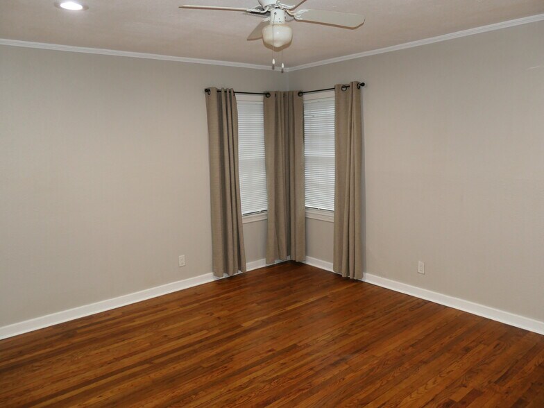7601 Park Place Blvd, Houston, TX à vendre - Photo de l’immeuble – Image 3 sur 7