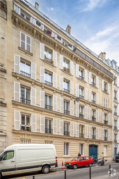68 Rue Nollet, Paris à louer - Photo principale – Image 1 sur 10