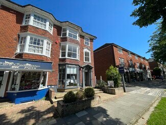 Plus de détails pour 102-102a High St, Tenterden - Bureau à louer