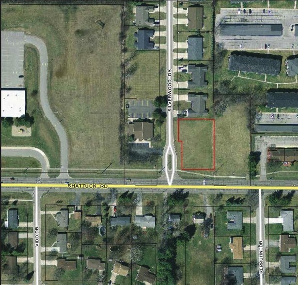 4000 Silverwood Dr, Saginaw, MI à vendre - Photo de l’immeuble – Image 1 sur 1