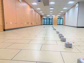 1160-1162 First Ave, New York, NY à louer Photo intérieure– Image 2 sur 8