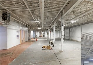 555 E 242nd St, Bronx, NY à louer Photo intérieure– Image 1 sur 4