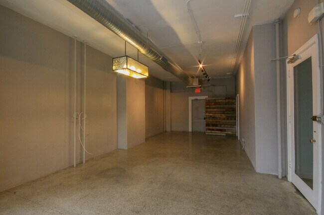 Plus de détails pour 28 E 16th St, Indianapolis, IN - Local commercial à louer