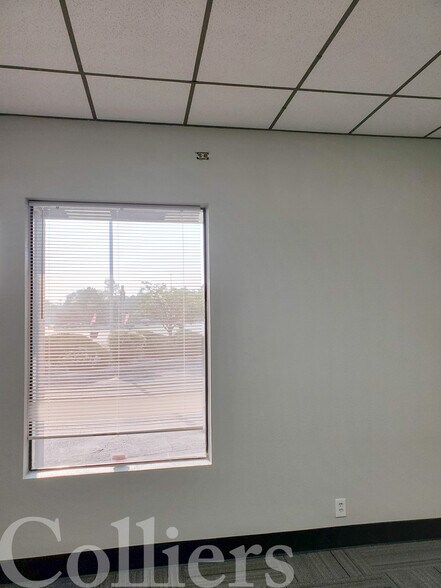 615-671 Blue Lakes Blvd N, Twin Falls, ID à louer - Photo de l’immeuble – Image 2 sur 7