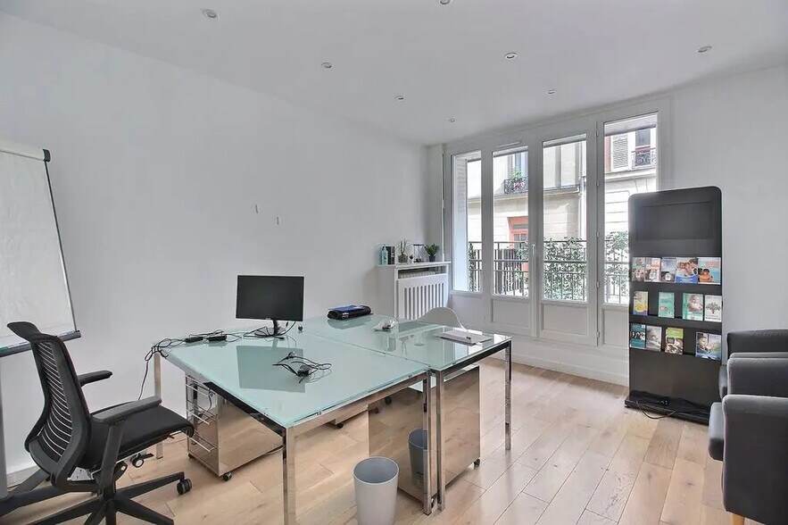 Bureau dans Paris à louer - Photo de l’immeuble – Image 2 sur 6