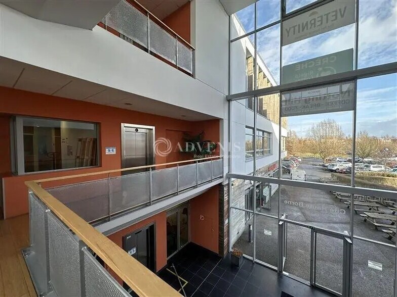 Bureau dans VILLENEUVE-D'ASCQ à louer - Photo de l’immeuble – Image 2 sur 7