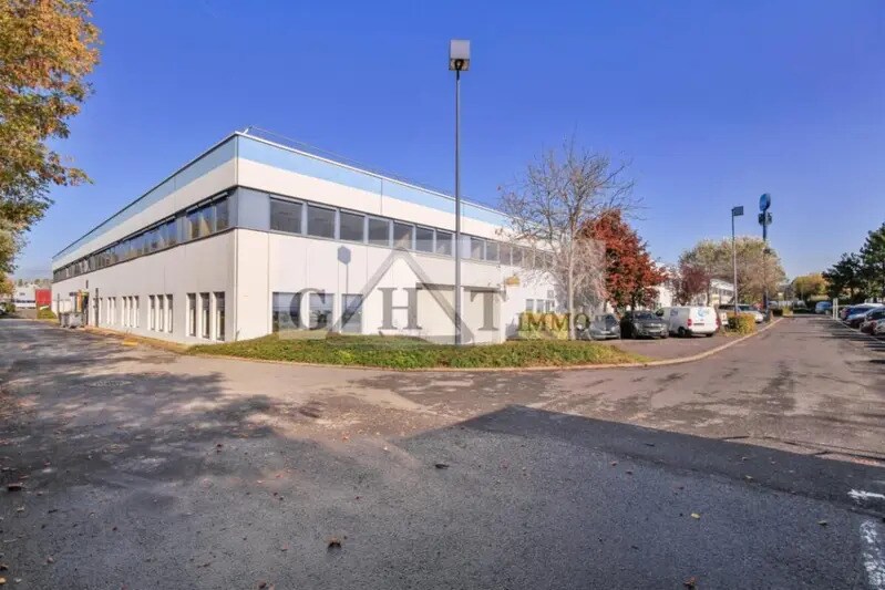 Industriel/Logistique dans Aulnay-sous-Bois à louer Photo de l’immeuble– Image 1 sur 7