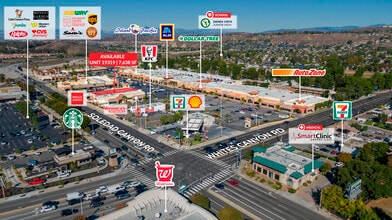 19317-19415 Soledad Canyon Rd, Santa Clarita, CA à louer Photo intérieure– Image 1 sur 10