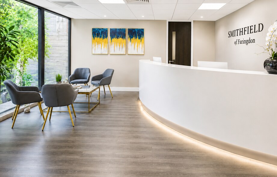 5 St Johns Ln, Londres à louer - Photo de l’immeuble – Image 3 sur 14