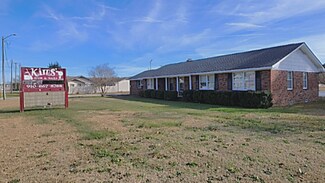 Plus de détails pour 7117 Raeford Rd, Fayetteville, NC - Local commercial à louer